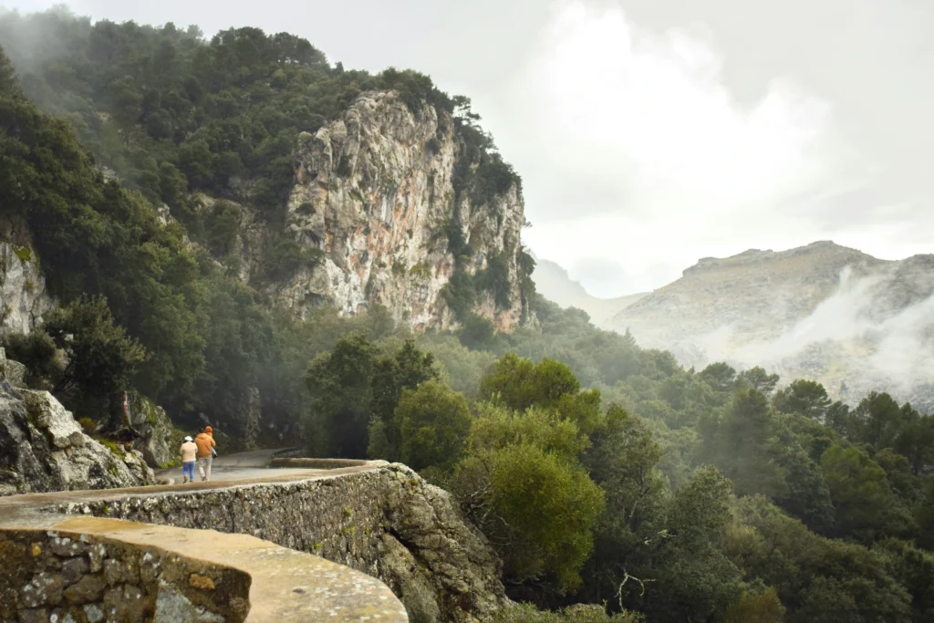 mallorca hiking path