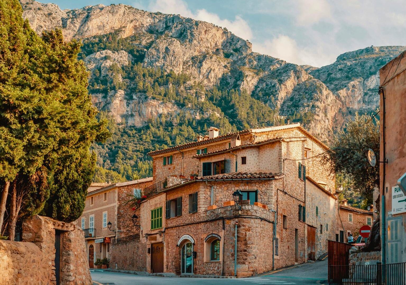 Mallorca village sightseeing during Mallorca yoga retreat in Spain