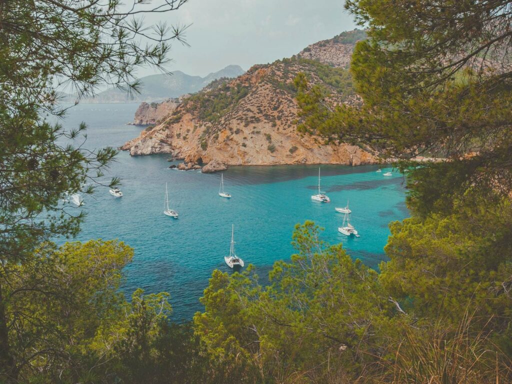 sailing during a yoga retreat in Mallorca