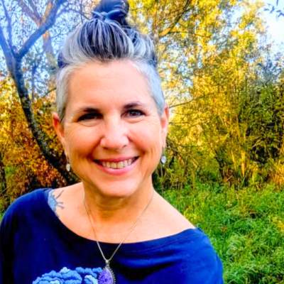 Portrait of Lisa LeCuyer, Co-Instructor, Master Herbalist, Certified Mindful Health & Wellness Coach