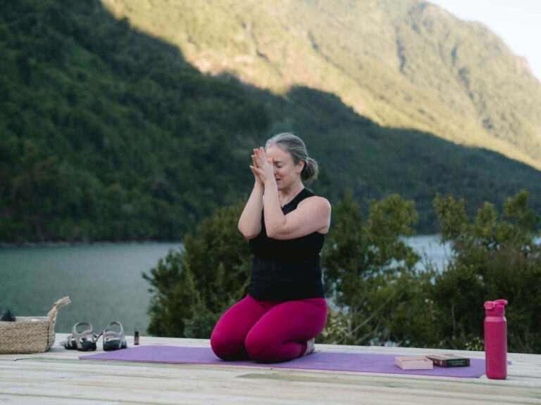 Autumn teaching an inner light meditation to reconnect with yourself on a yoga retreat