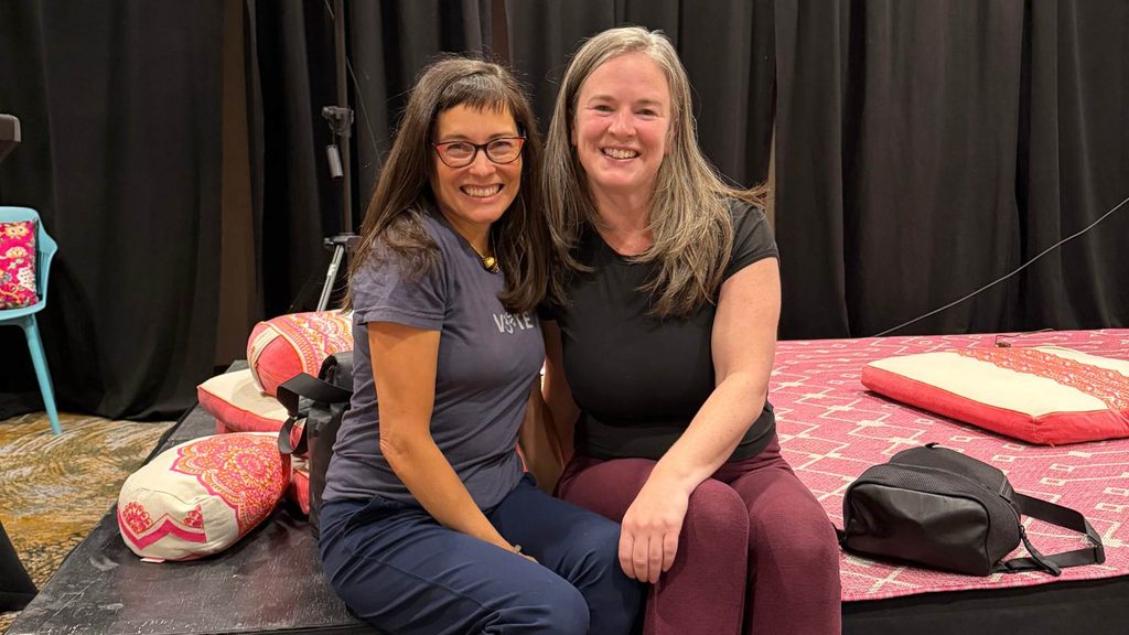 yoga teachers Autumn Adams and Amy Ippoliti at the Bend Yoga Festival